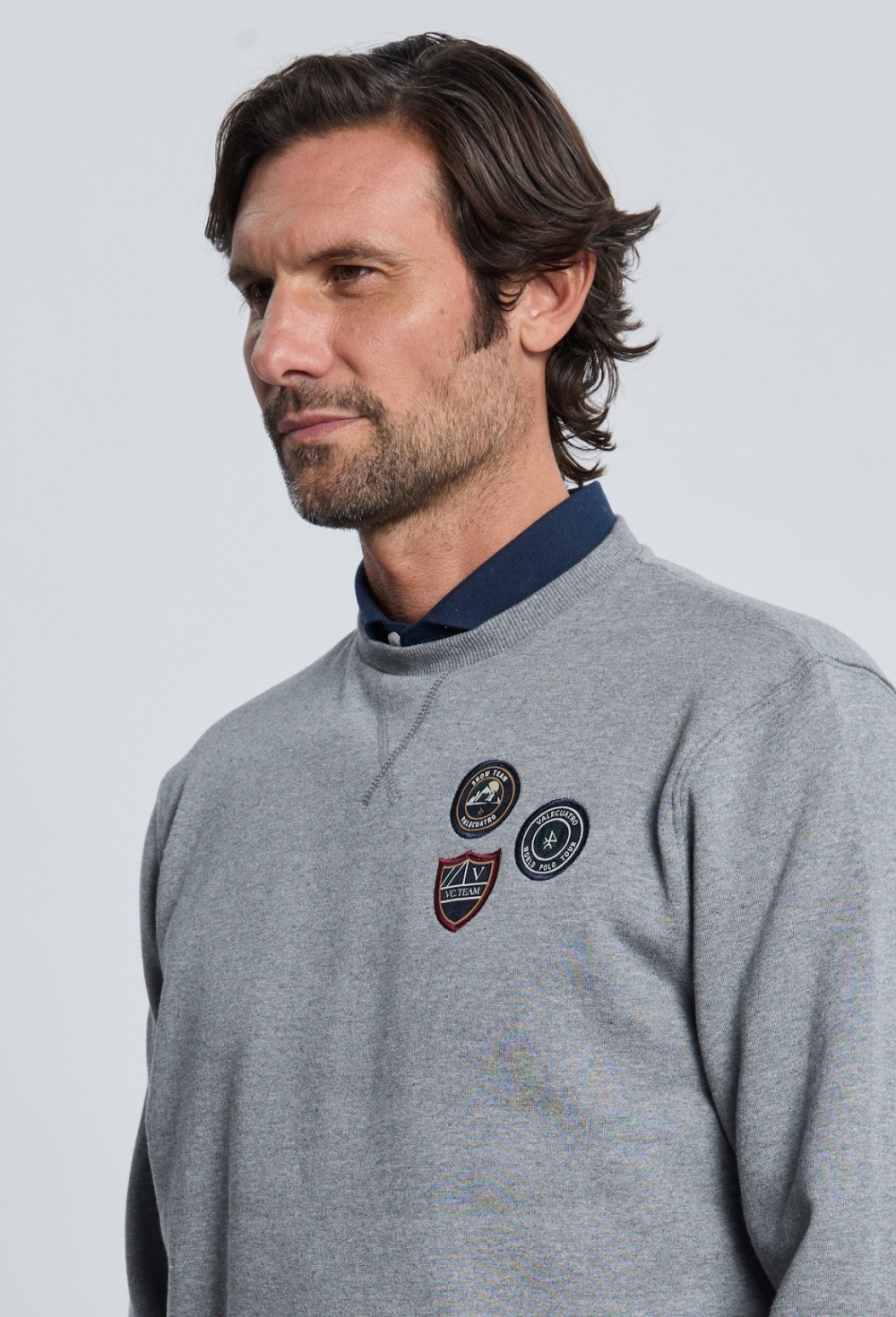 P25H-6394-GR Sudadera 3 escudos gris - Imagen 5