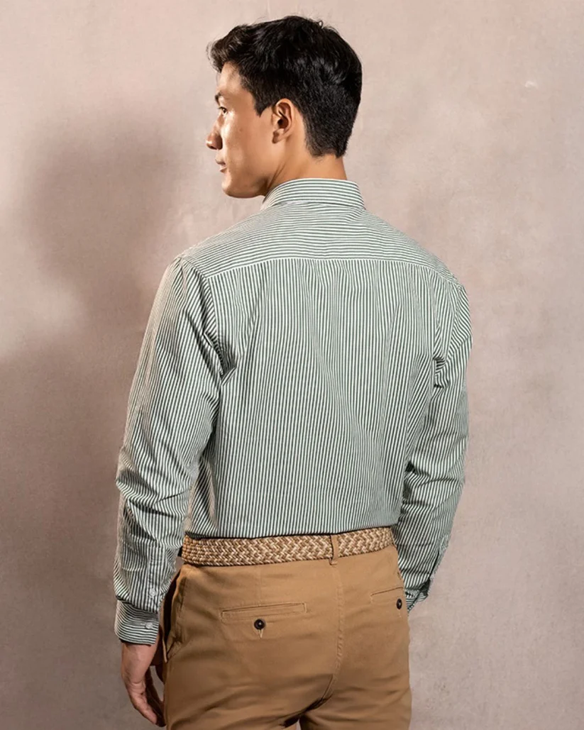 740610011 Camisa Antimanchas Popelina Rayas Verde Oscuro Logo Combinado